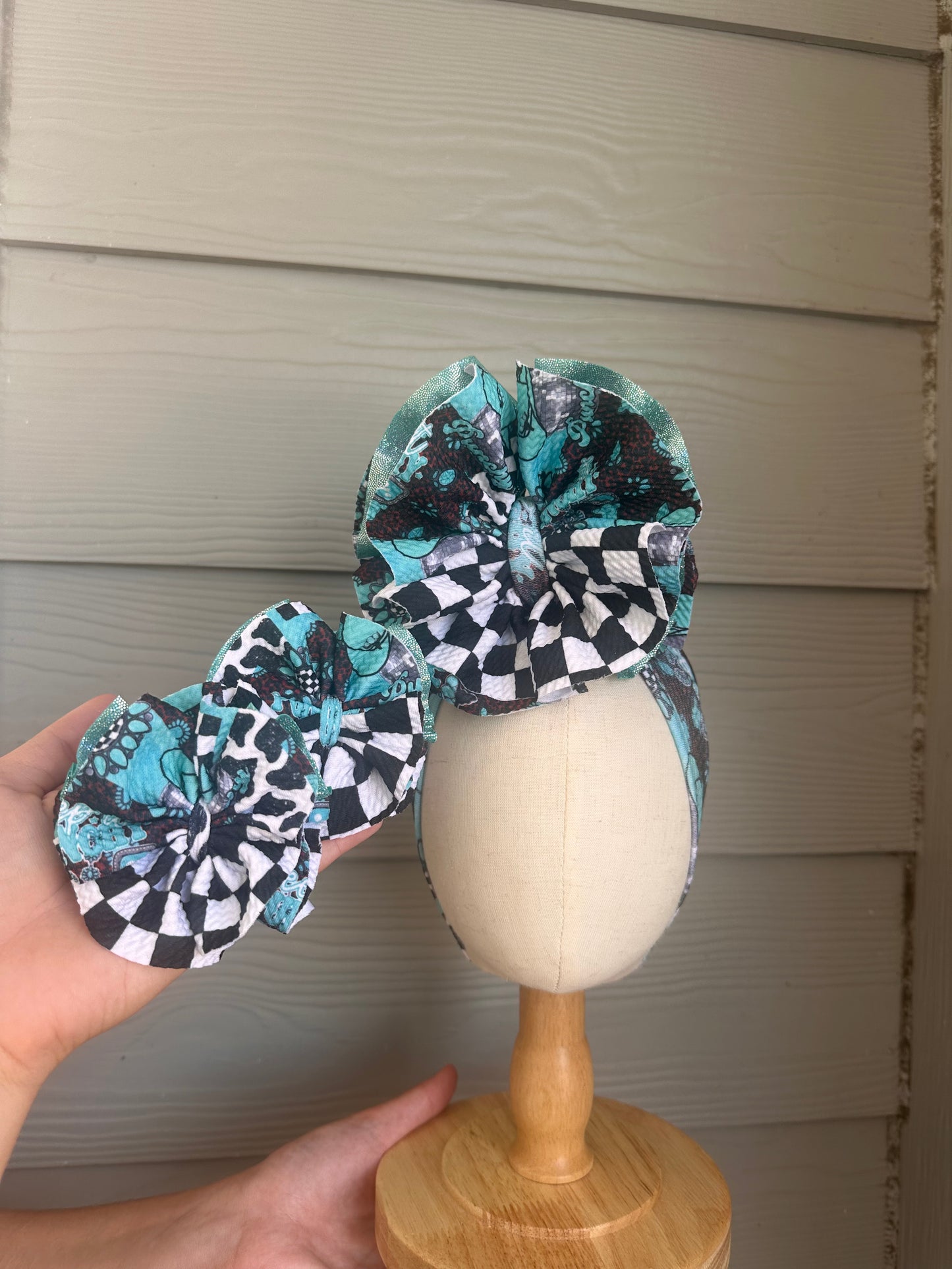 Keep it Punchy Mixed with Jade Shimmer and Checkered