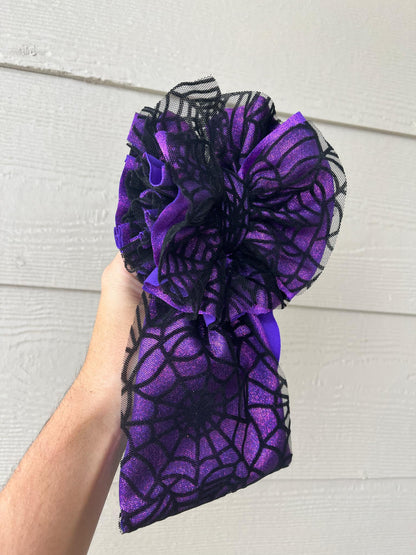 Spider Web Mesh Mixed With Solids