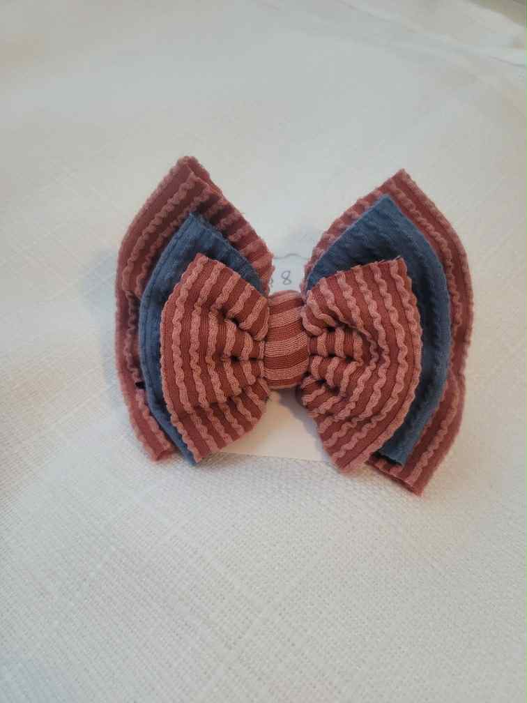 Cinnamon and Denim Ribbed Stacked Clip
