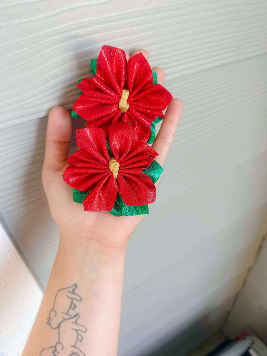 Poinsettia Flower Piggies