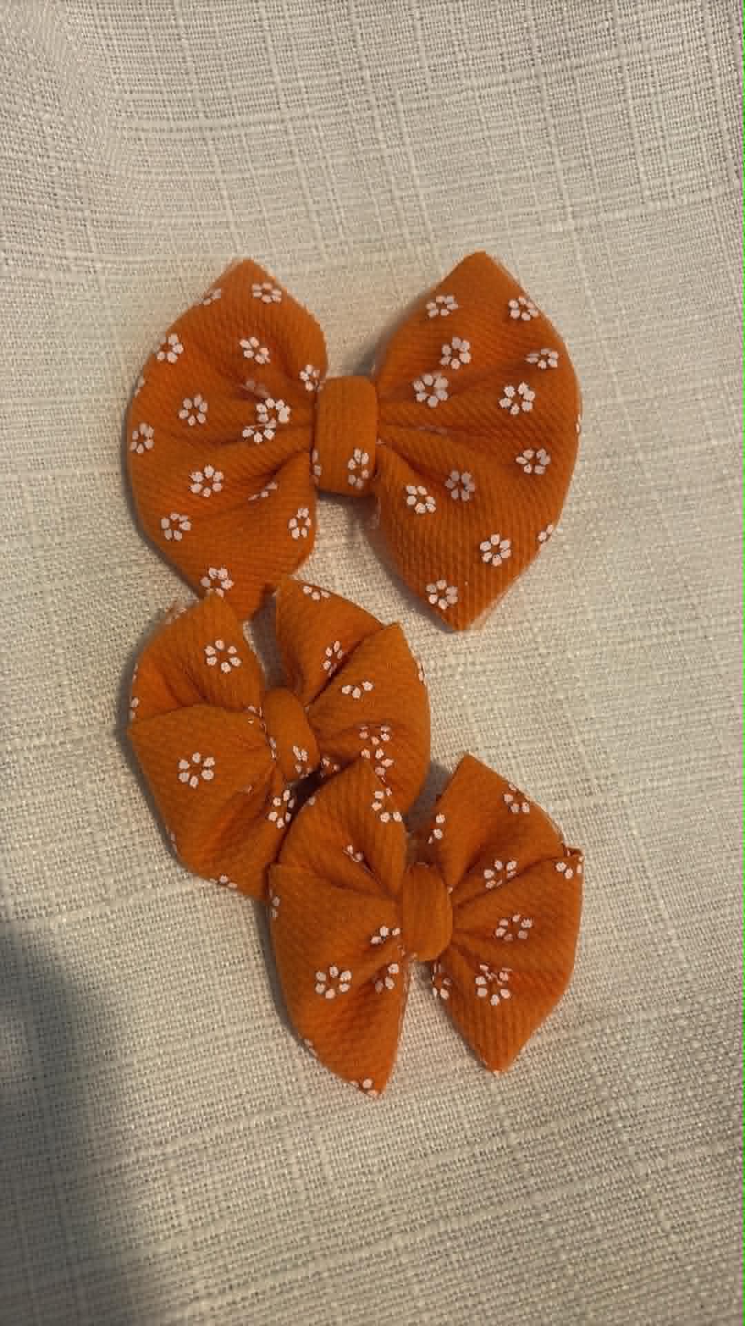 Daisy Mesh with Orange