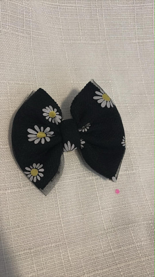 Daisy Mesh with Black
