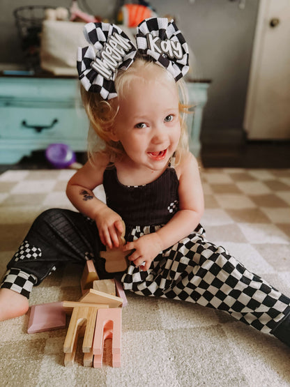 Black and white Checkered