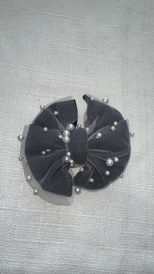 Pearl mesh with black